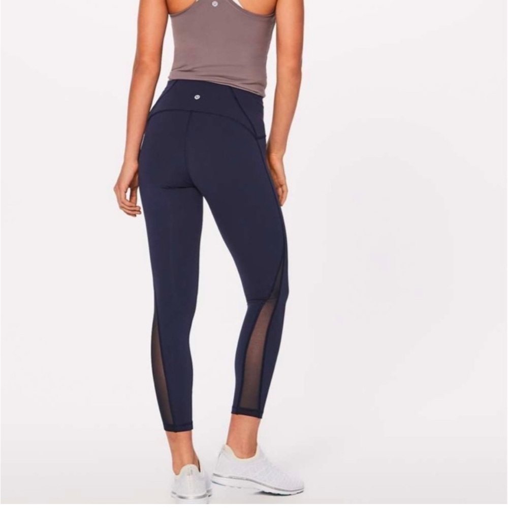 Lululemon Women’s Train Times 7/8 Pant 25” Midnight Navy Luxtreme Mesh Size 2